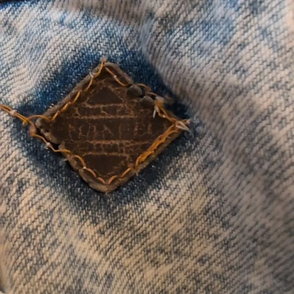 Vintage 80s women's acid wash denim skirt made‎ in Italy